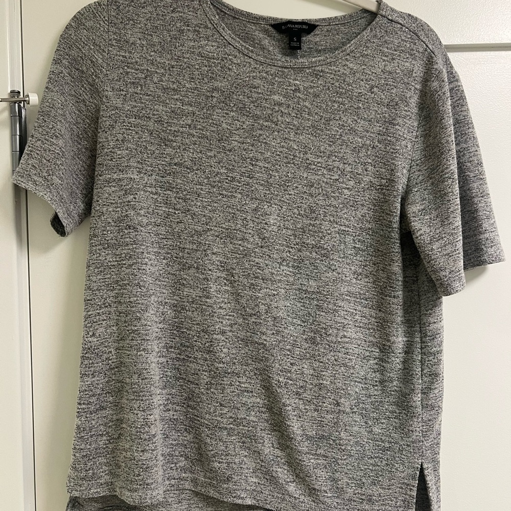 Banana Republic Business Casual Heather Grey Shirt